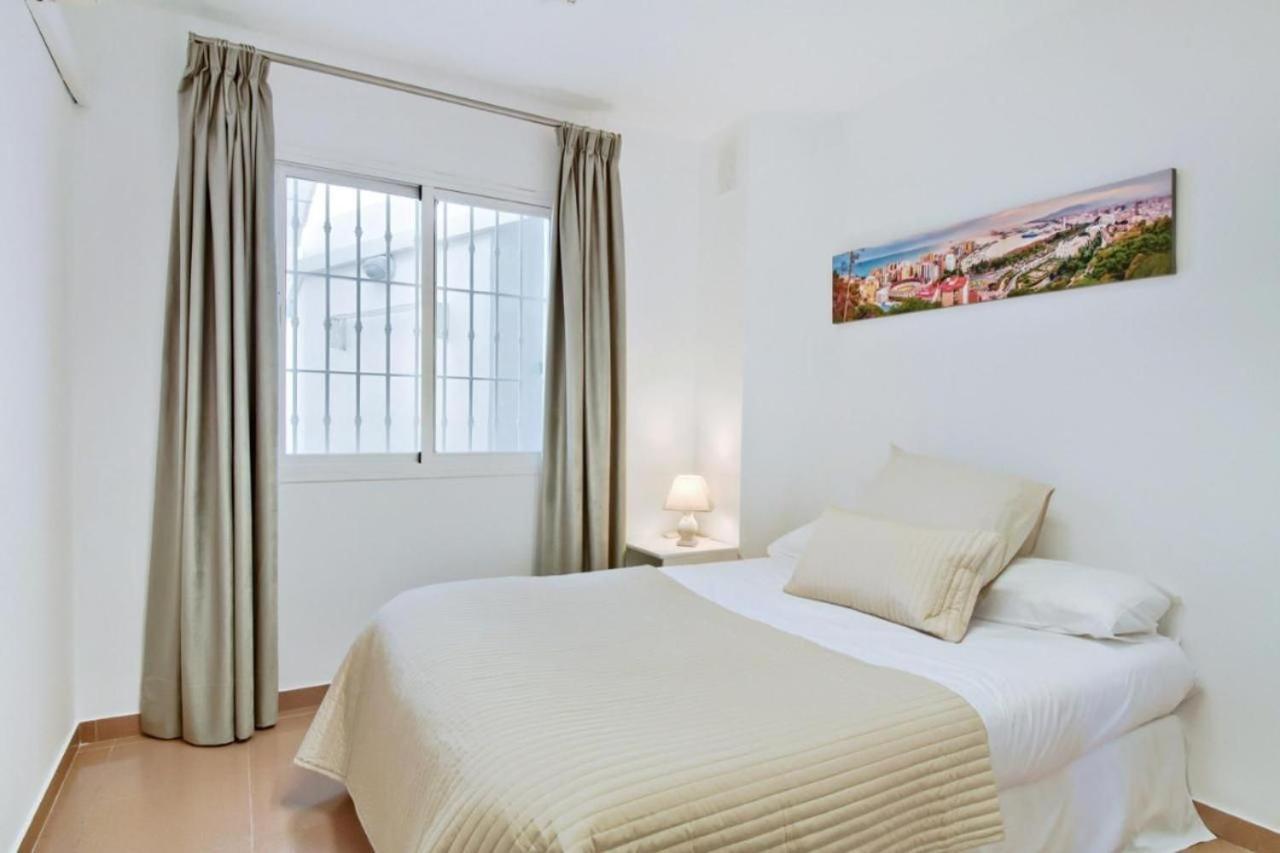Amplio Piso Con Terraza Apartment Malaga Bagian luar foto